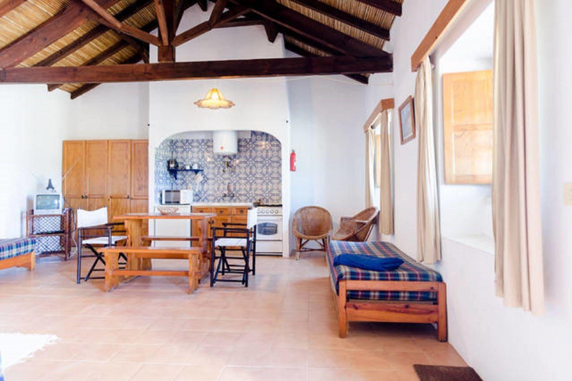 アルブフェイラ Quinta Do Lagar - By Portugalferiasゲストハウス エクステリア 写真