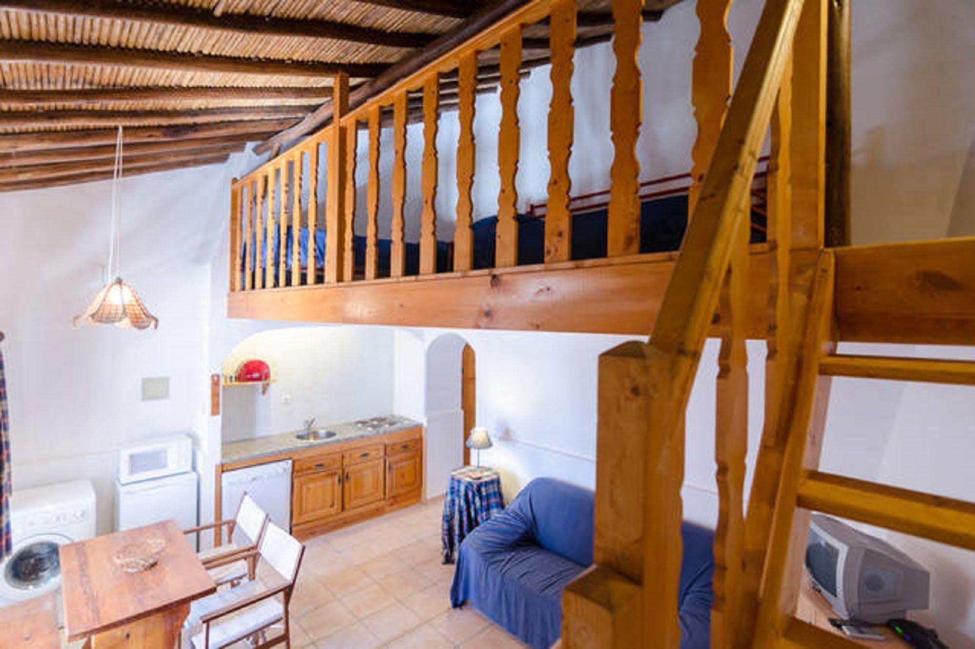 アルブフェイラ Quinta Do Lagar - By Portugalferiasゲストハウス エクステリア 写真