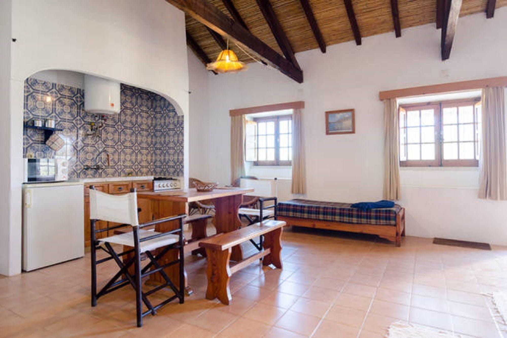 アルブフェイラ Quinta Do Lagar - By Portugalferiasゲストハウス エクステリア 写真